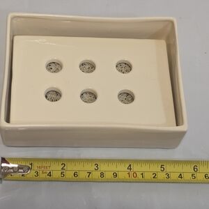 Waterworks Ceramic Soap Dish in Cream